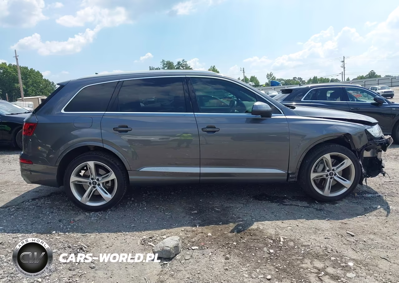 2019 Audi Q7 55 Premium VIN:WA1VAAF77KD012312 - 13