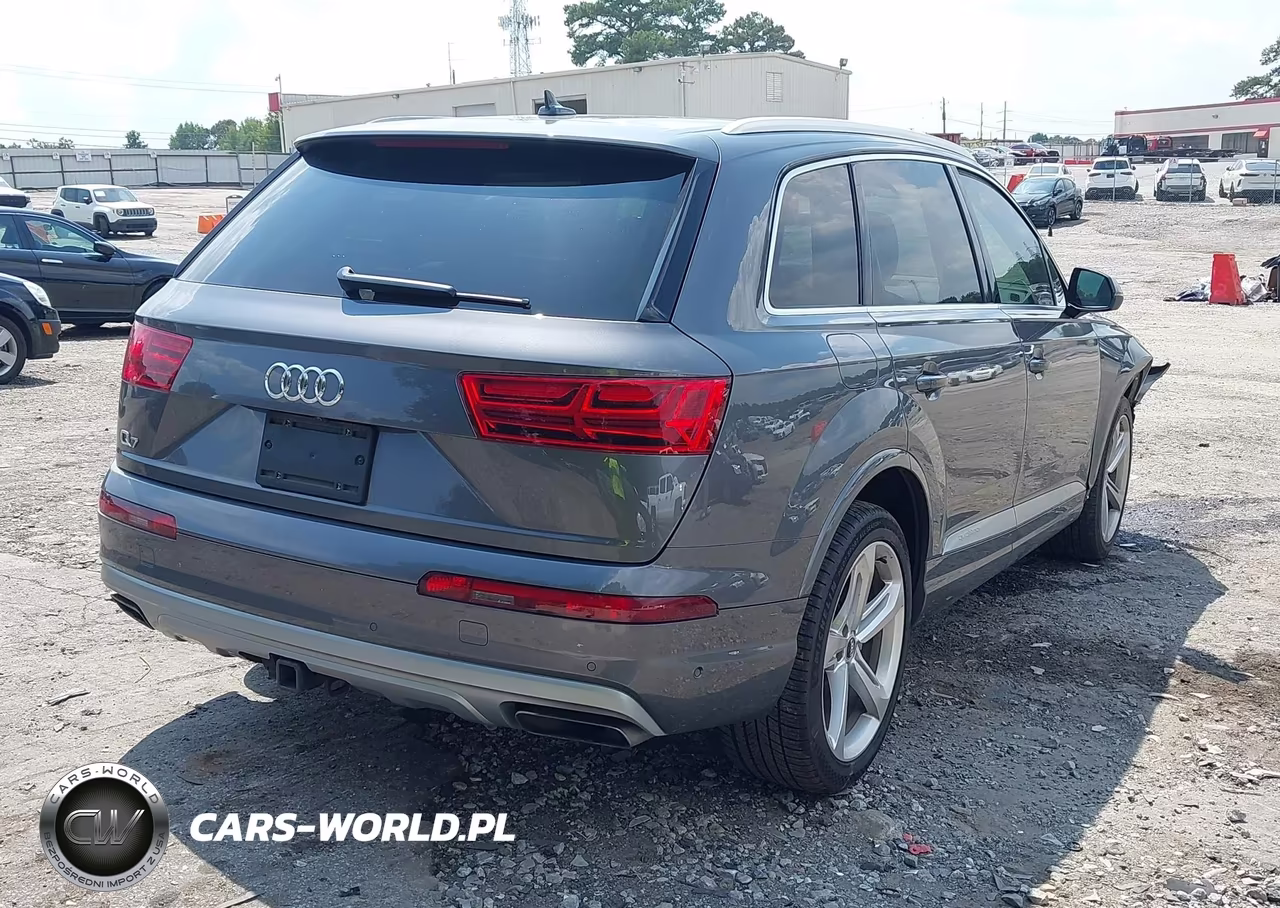 2019 Audi Q7 55 Premium VIN:WA1VAAF77KD012312 - 18