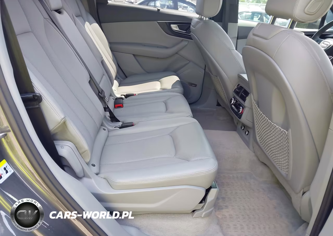 2019 Audi Q7 55 Premium VIN:WA1VAAF77KD012312 - 8