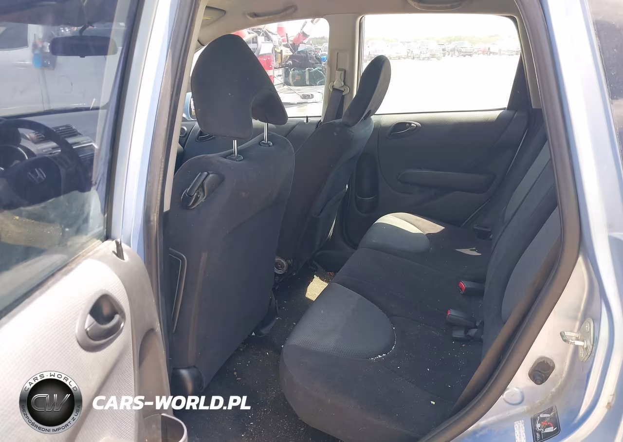 2008 Honda Fit Sport VIN:JHMGD38678S037221 - 13