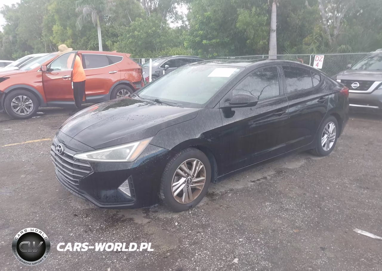 2019 Hyundai Elantra Value Edition VIN:KMHD84LFXKU782039 - 2