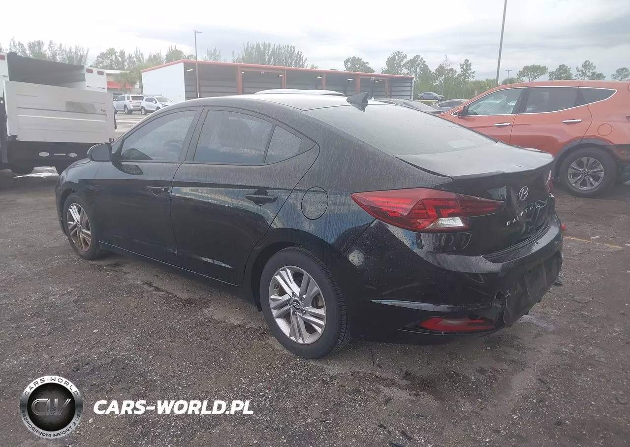 2019 Hyundai Elantra Value Edition VIN:KMHD84LFXKU782039 - 3