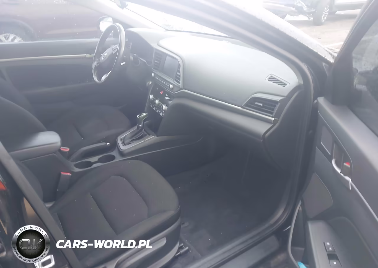 2019 Hyundai Elantra Value Edition VIN:KMHD84LFXKU782039 - 5
