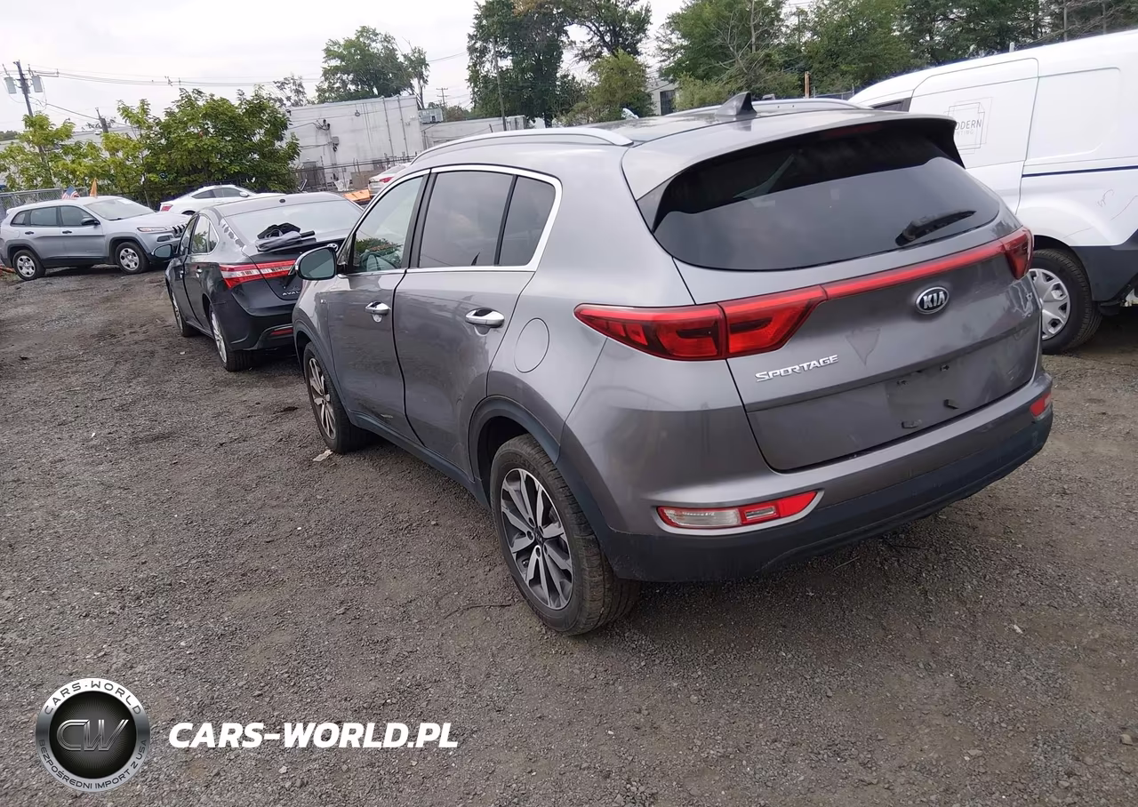 2017 Kia Sportage Ex VIN:KNDPNCAC4H7238012 - 3