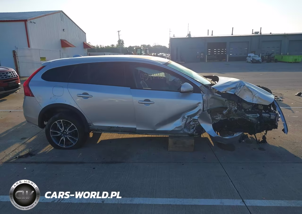 2015 Volvo V60 Cross Country T5 VIN:YV4612HK5F1001301 - 14