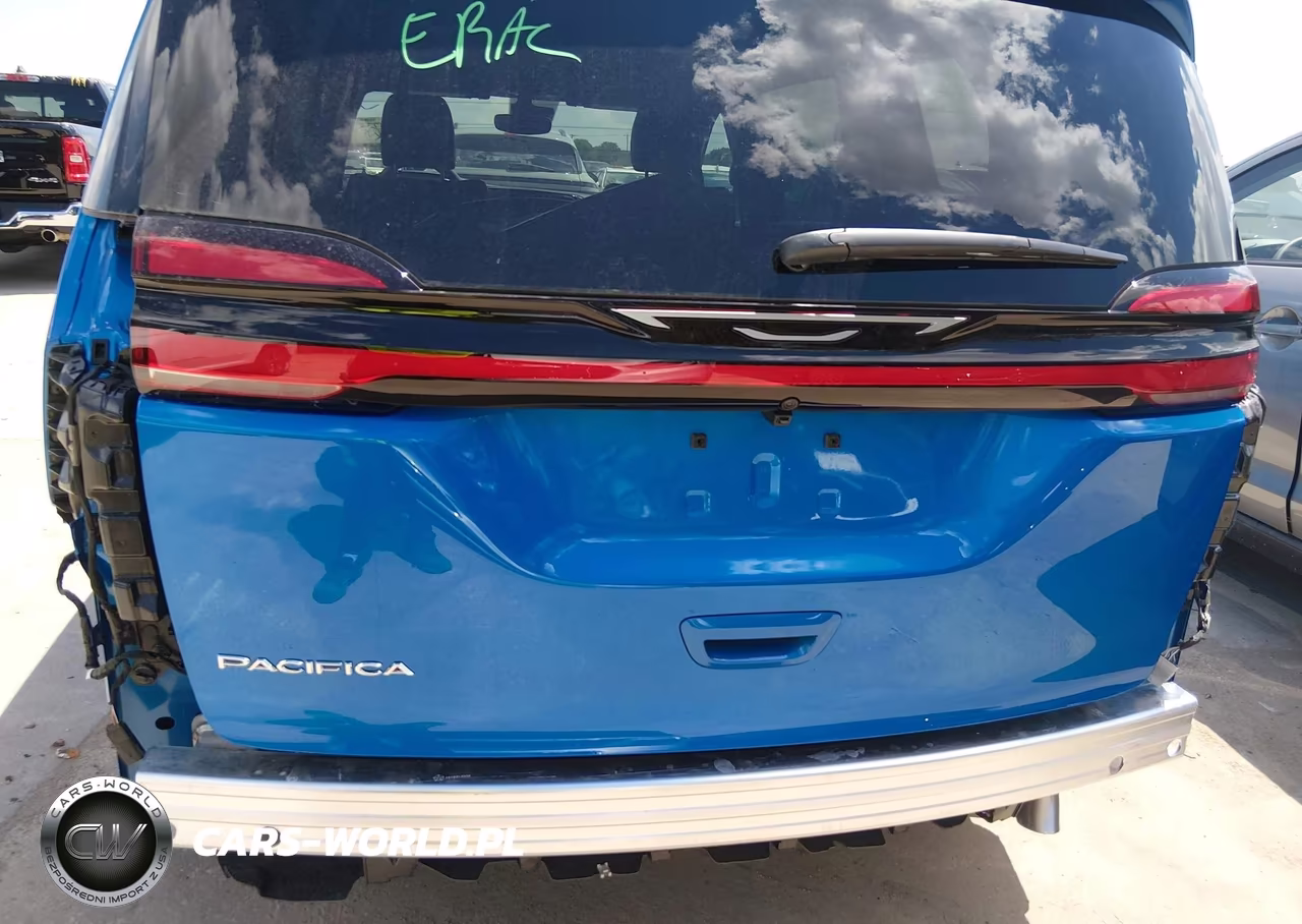 2027 Chrysler Pacifica VIN:2C4RC1BG0VR586534 - 17