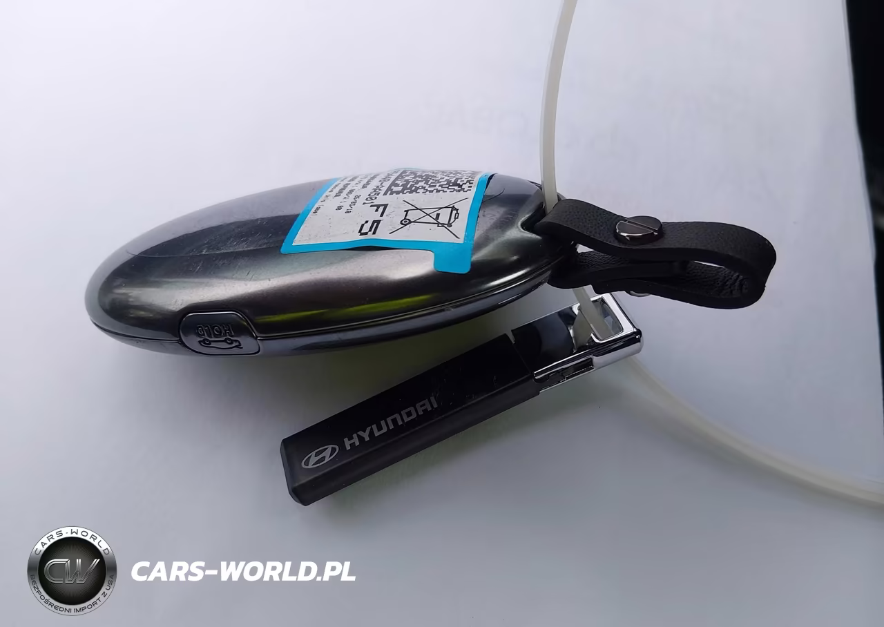 2026 Hyundai Elantra Sel Sport VIN:KMHLM4DG3TU215266 - 11