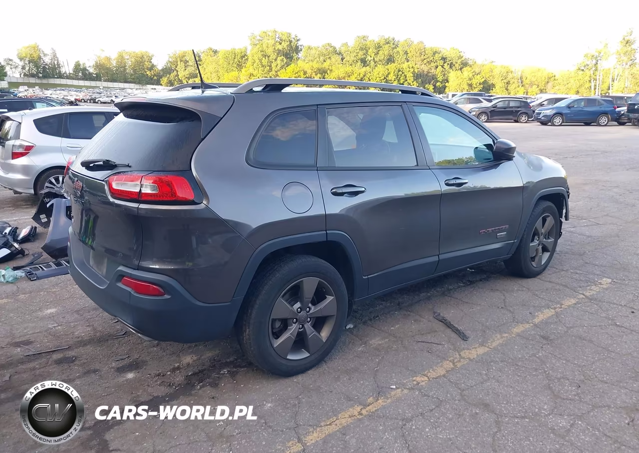 2017 Jeep Cherokee 75Th Anniversary Edition 4X4 VIN:1C4PJMCS7HW531964 - 4