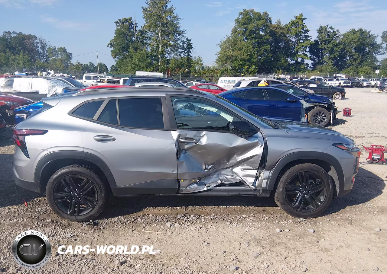 2025 Chevrolet Trax Fwd Activ VIN:KL77LKEP7SC156736 - 13