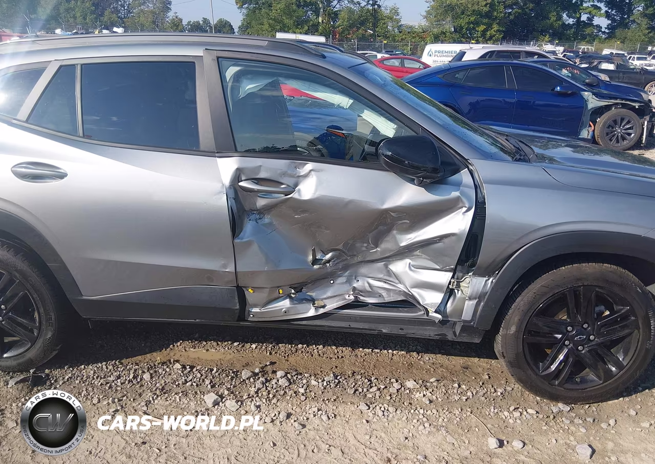 2025 Chevrolet Trax Fwd Activ VIN:KL77LKEP7SC156736 - 6