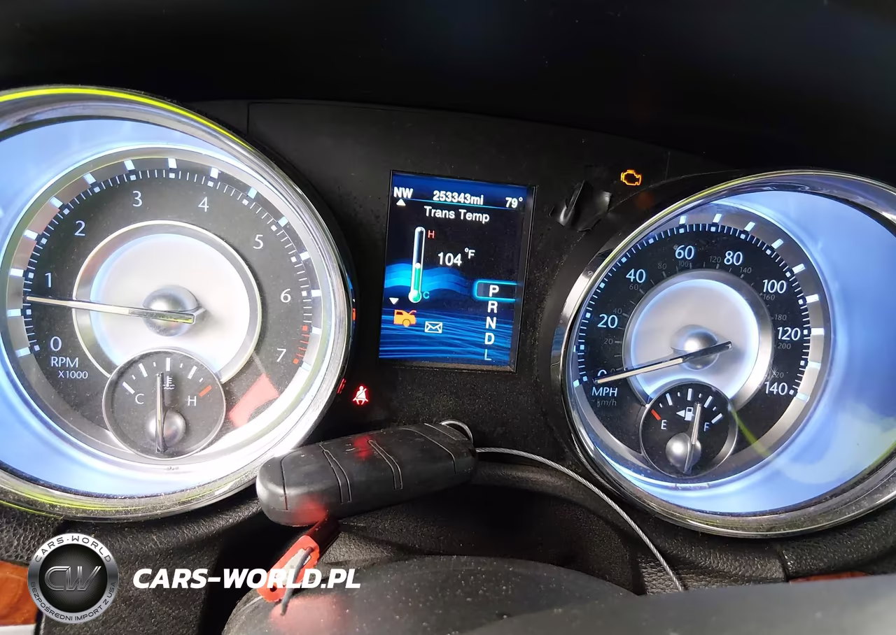 2014 Chrysler 300 VIN:2C3CCAAG7EH323720 - 11