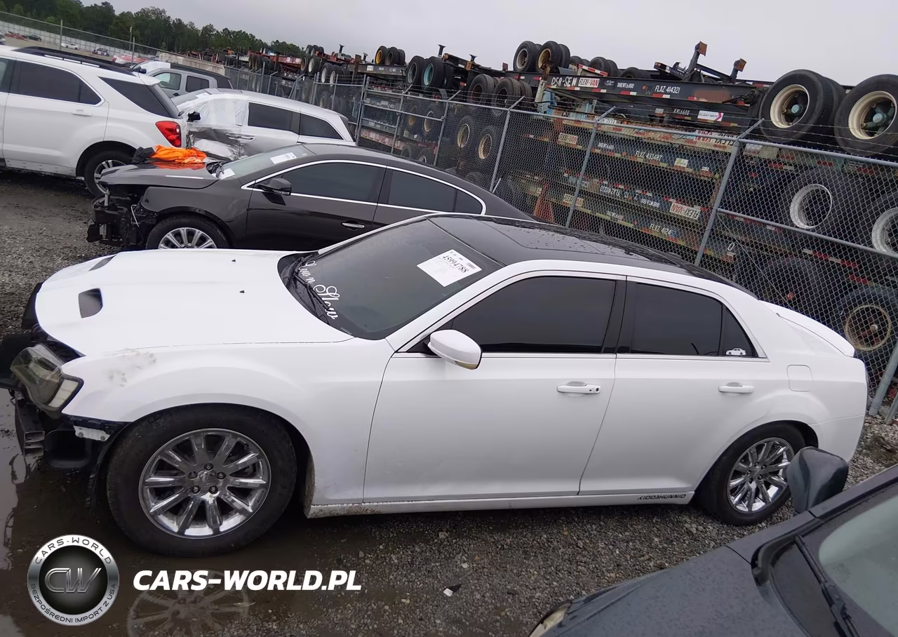 2014 Chrysler 300 VIN:2C3CCAAG7EH323720 - 14