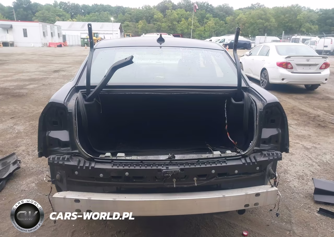 2022 Chrysler 300 S VIN:2C3CCABTXNH198739 - 17