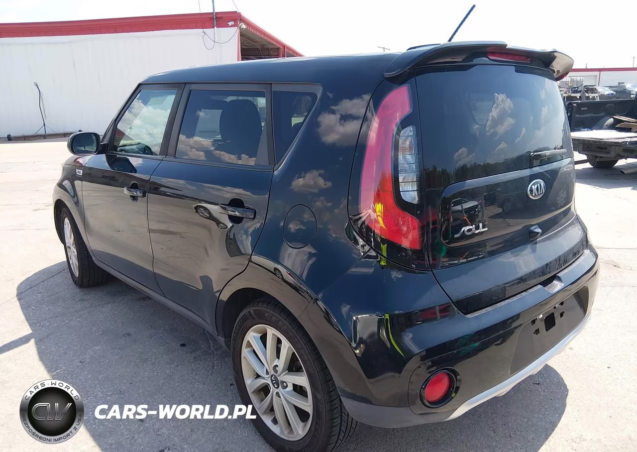 2018 Kia Soul + VIN:KNDJP3A56J7506646 - 3