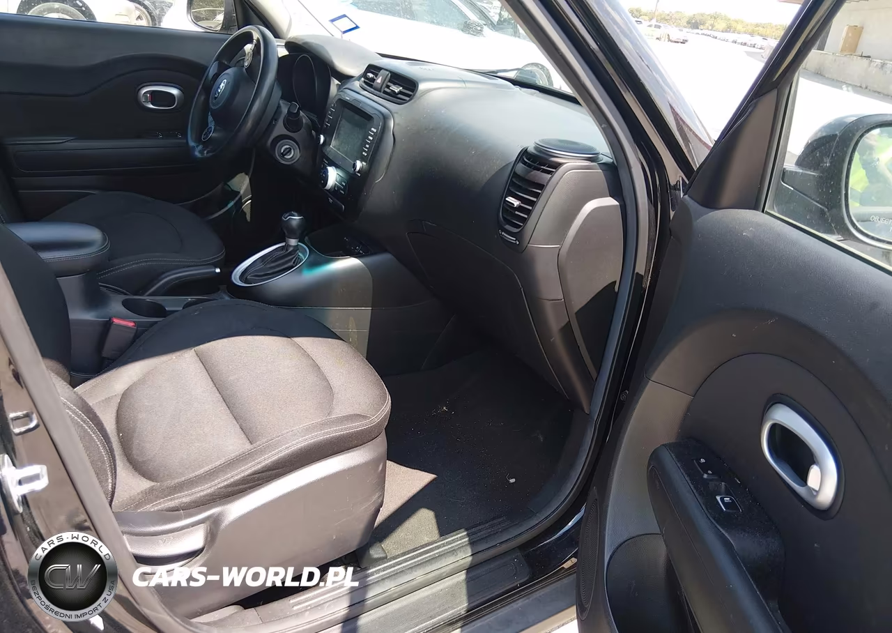 2018 Kia Soul + VIN:KNDJP3A56J7506646 - 5