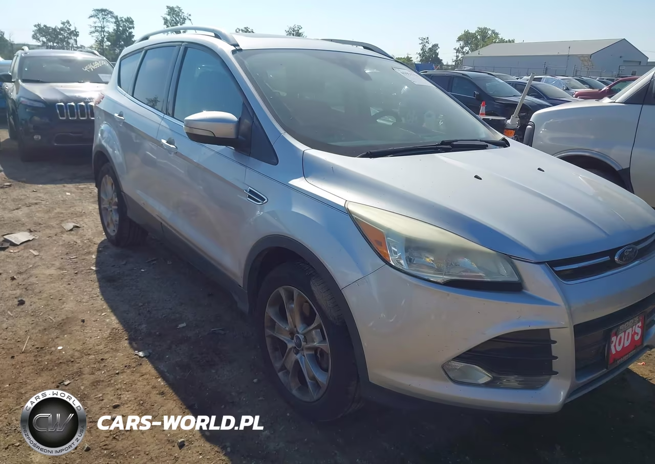 2014 Ford Escape Titanium – zdjęcie 1 z 11