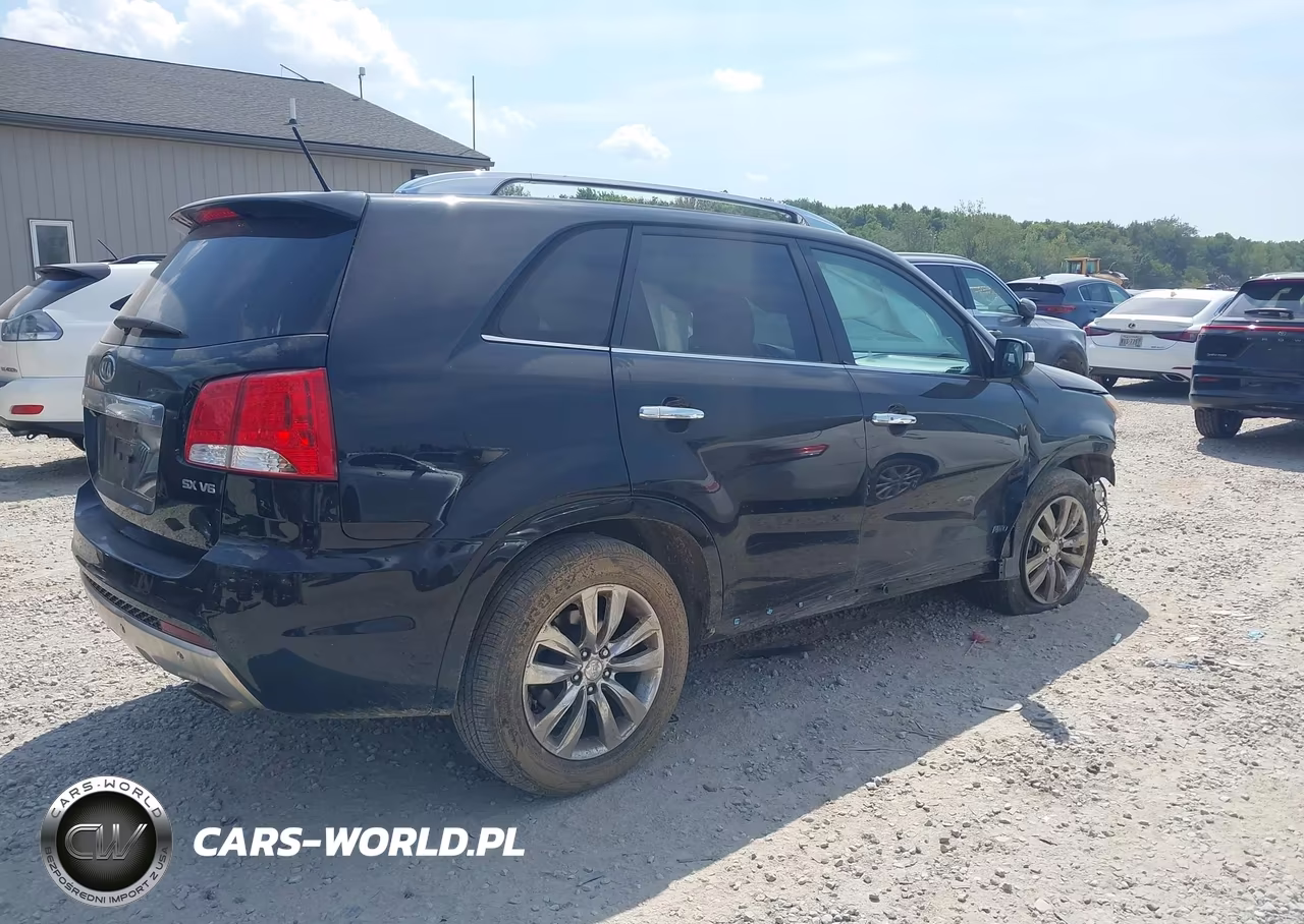 2011 Kia Sorento Sx V6 VIN:5XYKWDA2XBG100750 - 4