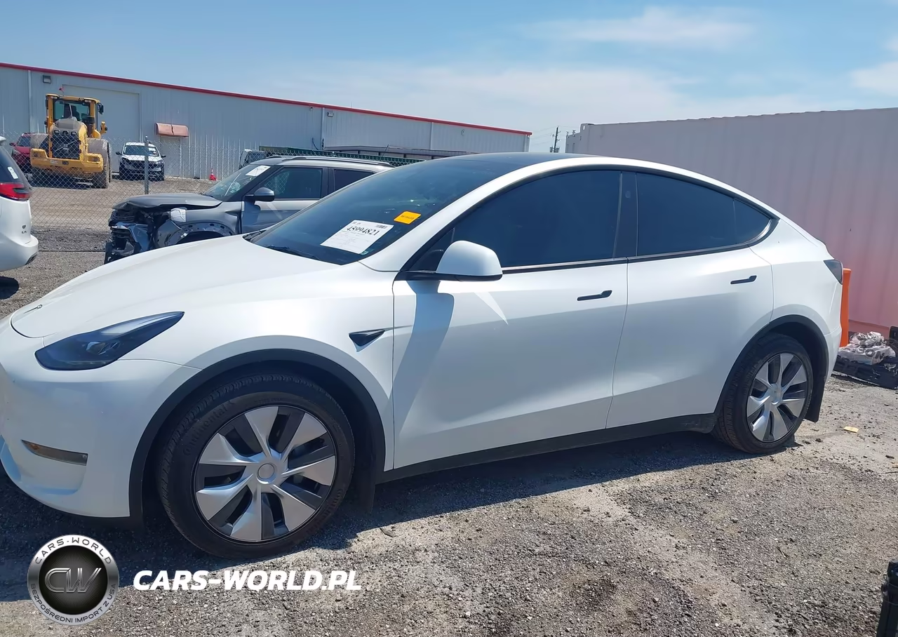 2024 Tesla Model Y Long Range Dual Motor All-Wheel Drive VIN:7SAYGAEEXRF186785 - 15