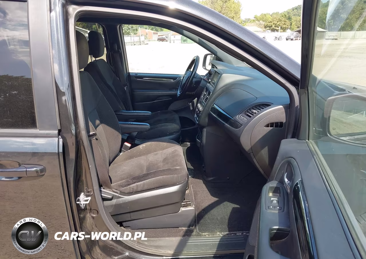 2018 Dodge Grand Caravan Se Plus VIN:2C4RDGBG4JR356439 - 5