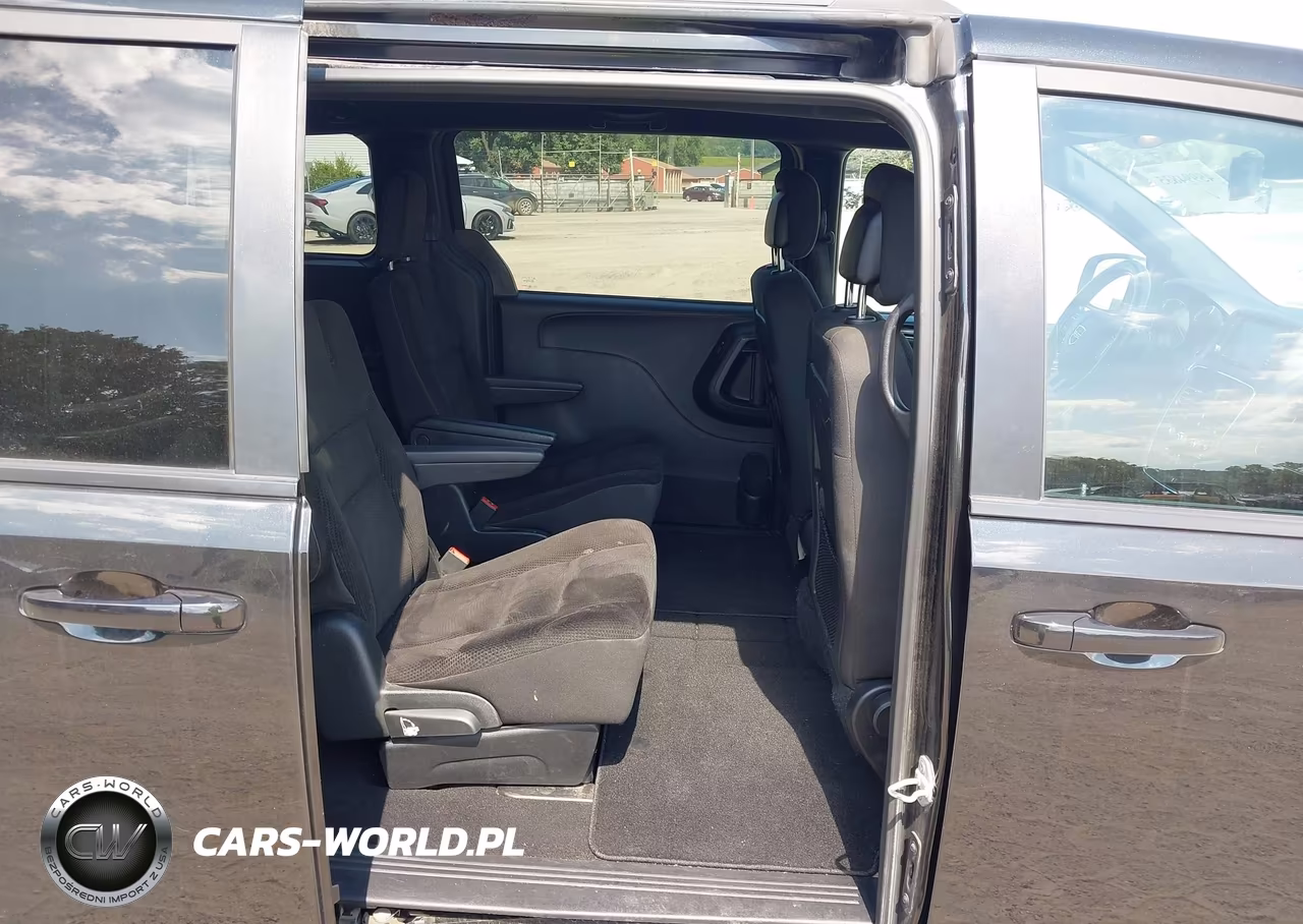 2018 Dodge Grand Caravan Se Plus VIN:2C4RDGBG4JR356439 - 8