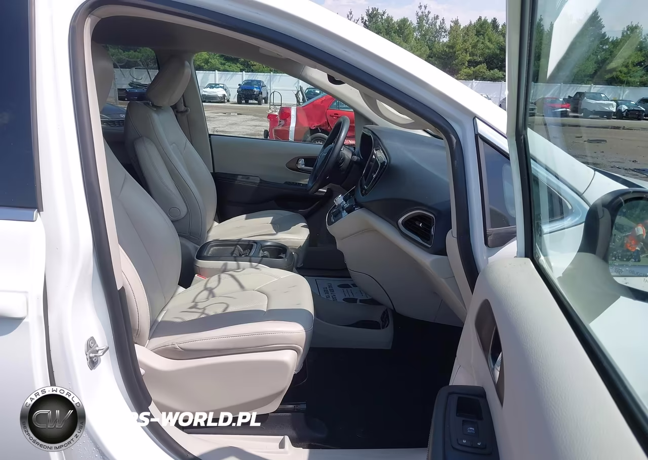 2021 Chrysler Voyager Lxi VIN:2C4RC1DG0MR505365 - 5
