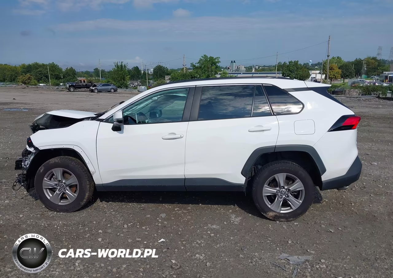 2024 Toyota Rav4 Xle VIN:2T3P1RFV6RC405356 - 13
