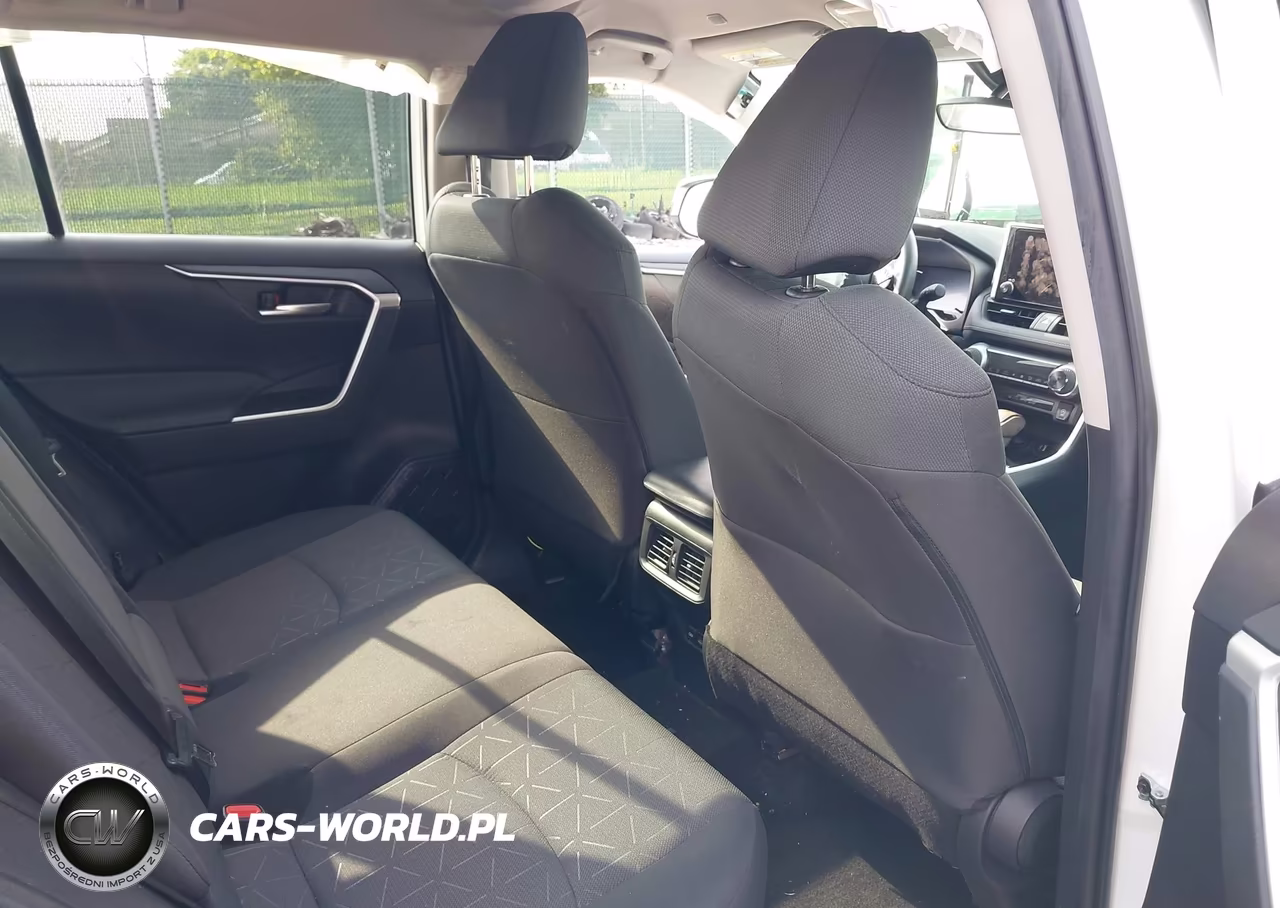 2024 Toyota Rav4 Xle VIN:2T3P1RFV6RC405356 - 8