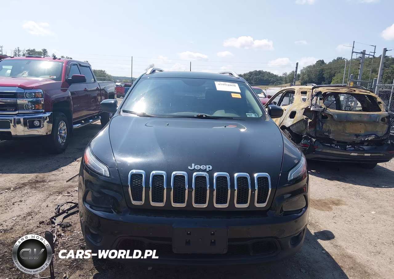 2017 Jeep Cherokee Latitude 4X4 VIN:1C4PJMCB3HW512733 - 12