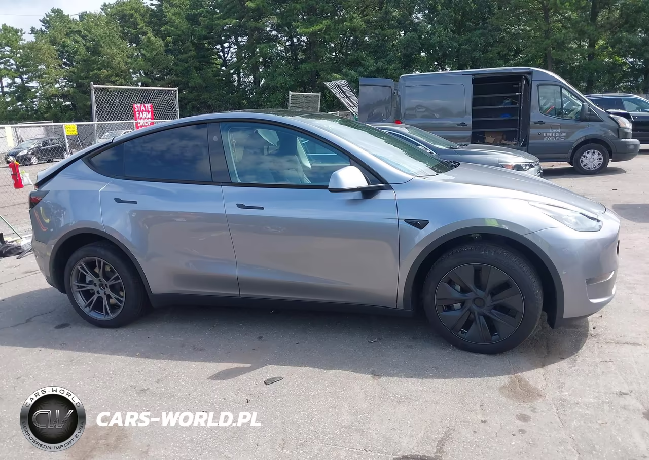 2024 Tesla Model Y Long Range Dual Motor All-Wheel Drive VIN:7SAYGDEE3RA317506 - 12