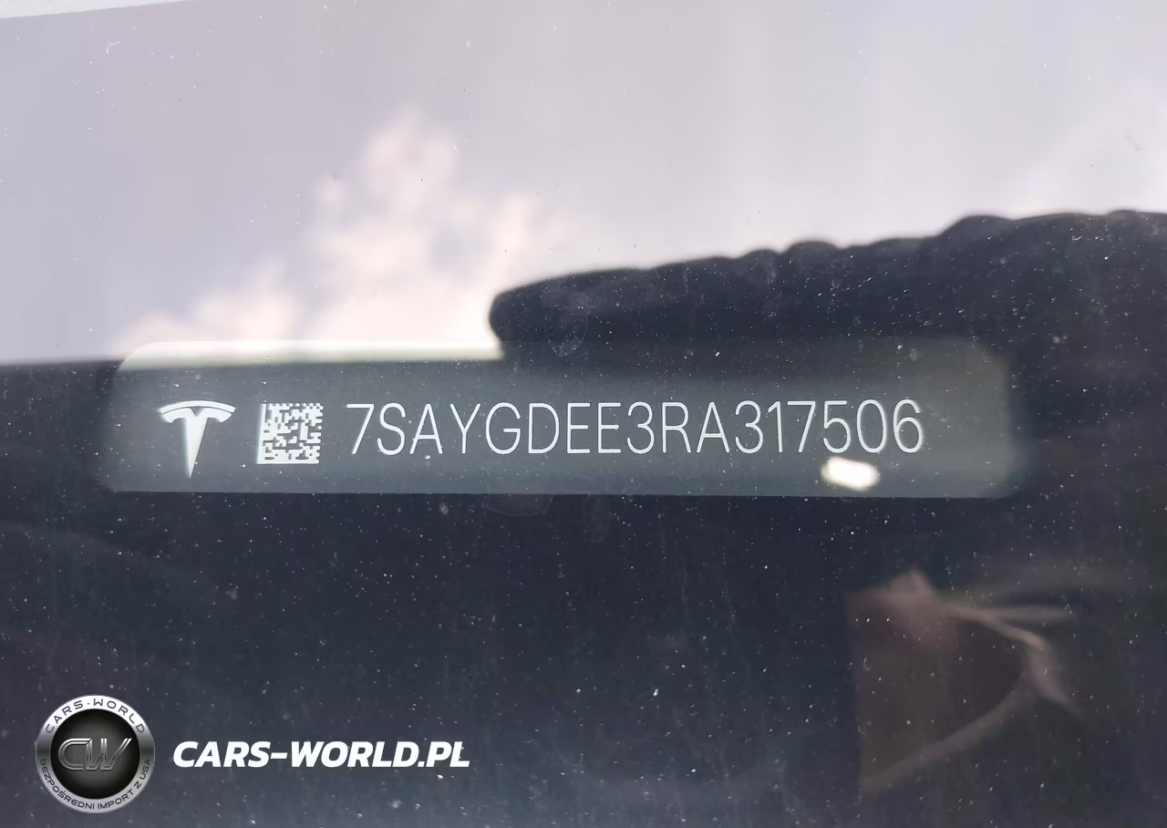 2024 Tesla Model Y Long Range Dual Motor All-Wheel Drive VIN:7SAYGDEE3RA317506 - 19