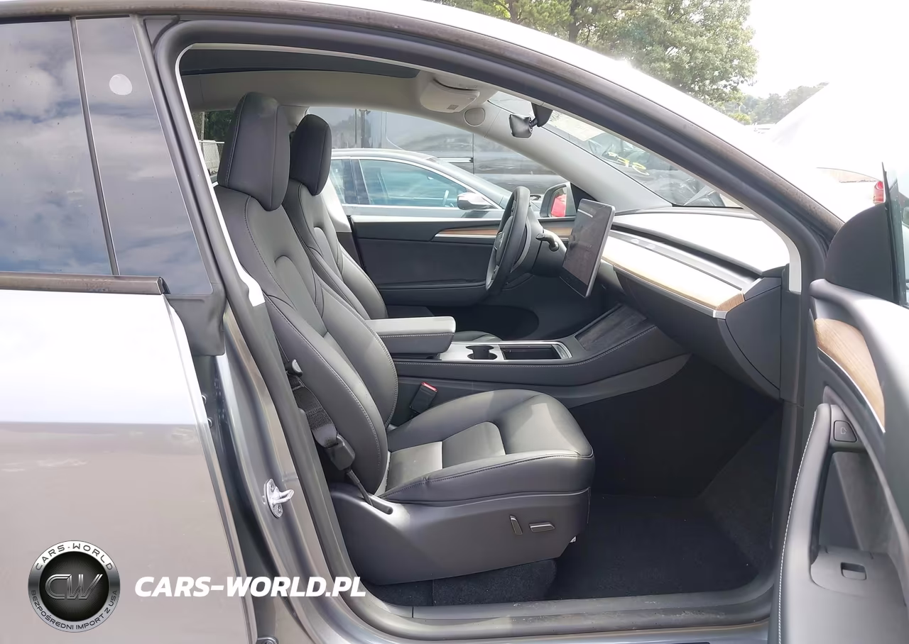 2024 Tesla Model Y Long Range Dual Motor All-Wheel Drive VIN:7SAYGDEE3RA317506 - 5