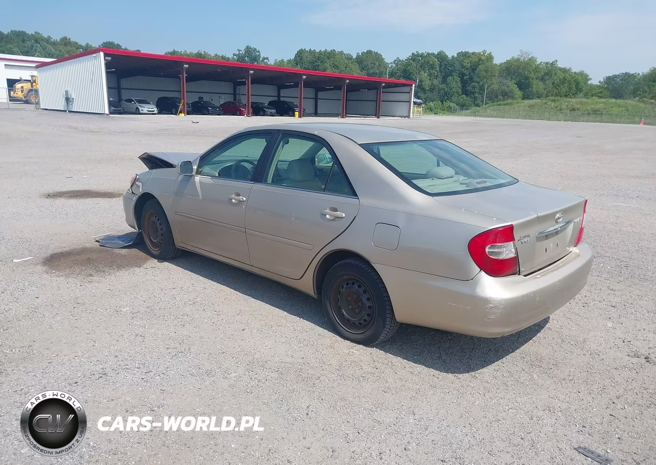 2003 Toyota Camry Le VIN:4T1BE32K43U752321 - 3