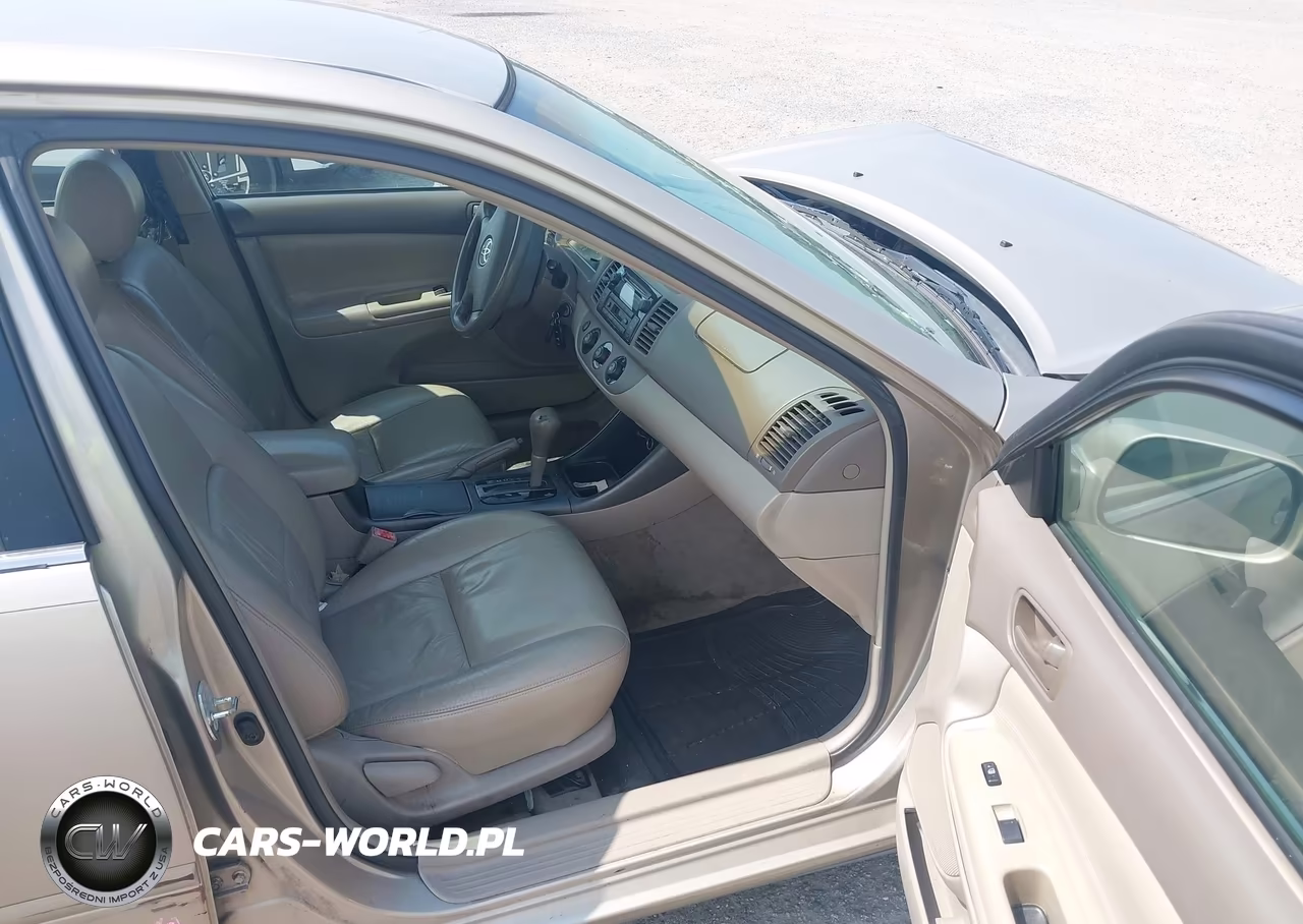 2003 Toyota Camry Le VIN:4T1BE32K43U752321 - 5
