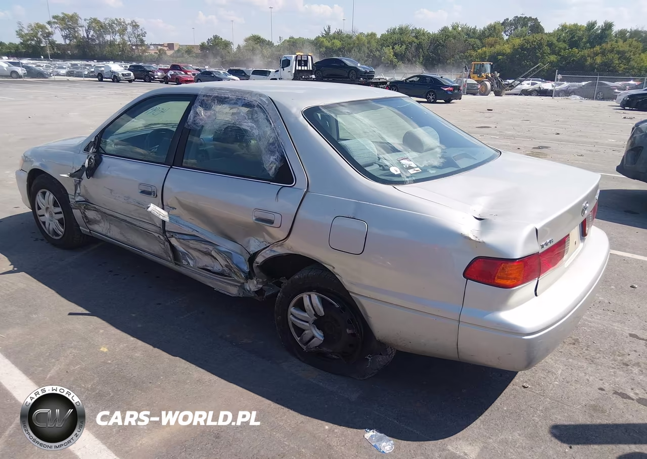 2000 Toyota Camry Le VIN:4T1BG22K1YU657355 - 3