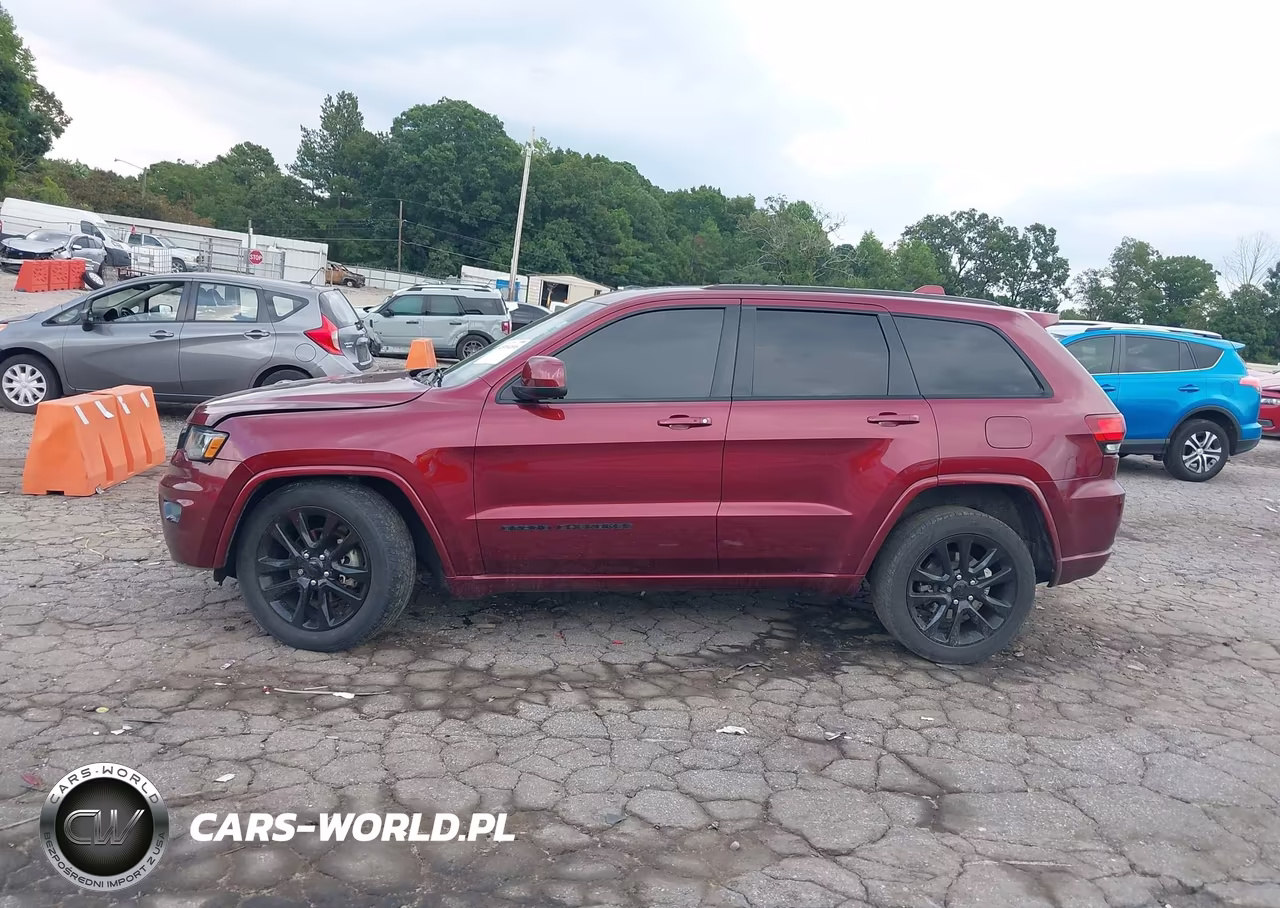 2018 Jeep Grand Cherokee Altitude 4X2 VIN:1C4RJEAG1JC429435 - 15