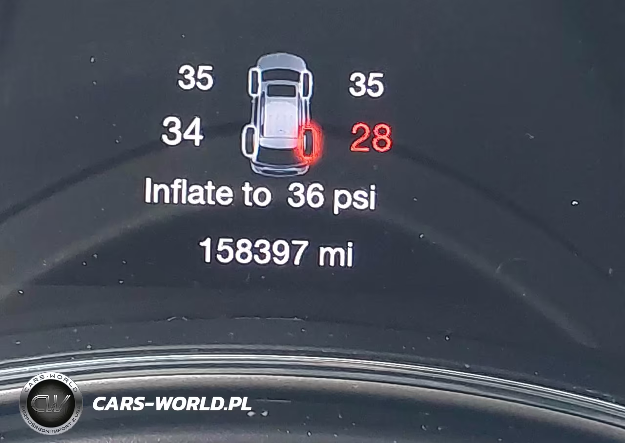 2018 Jeep Grand Cherokee Altitude 4X2 VIN:1C4RJEAG1JC429435 - 16