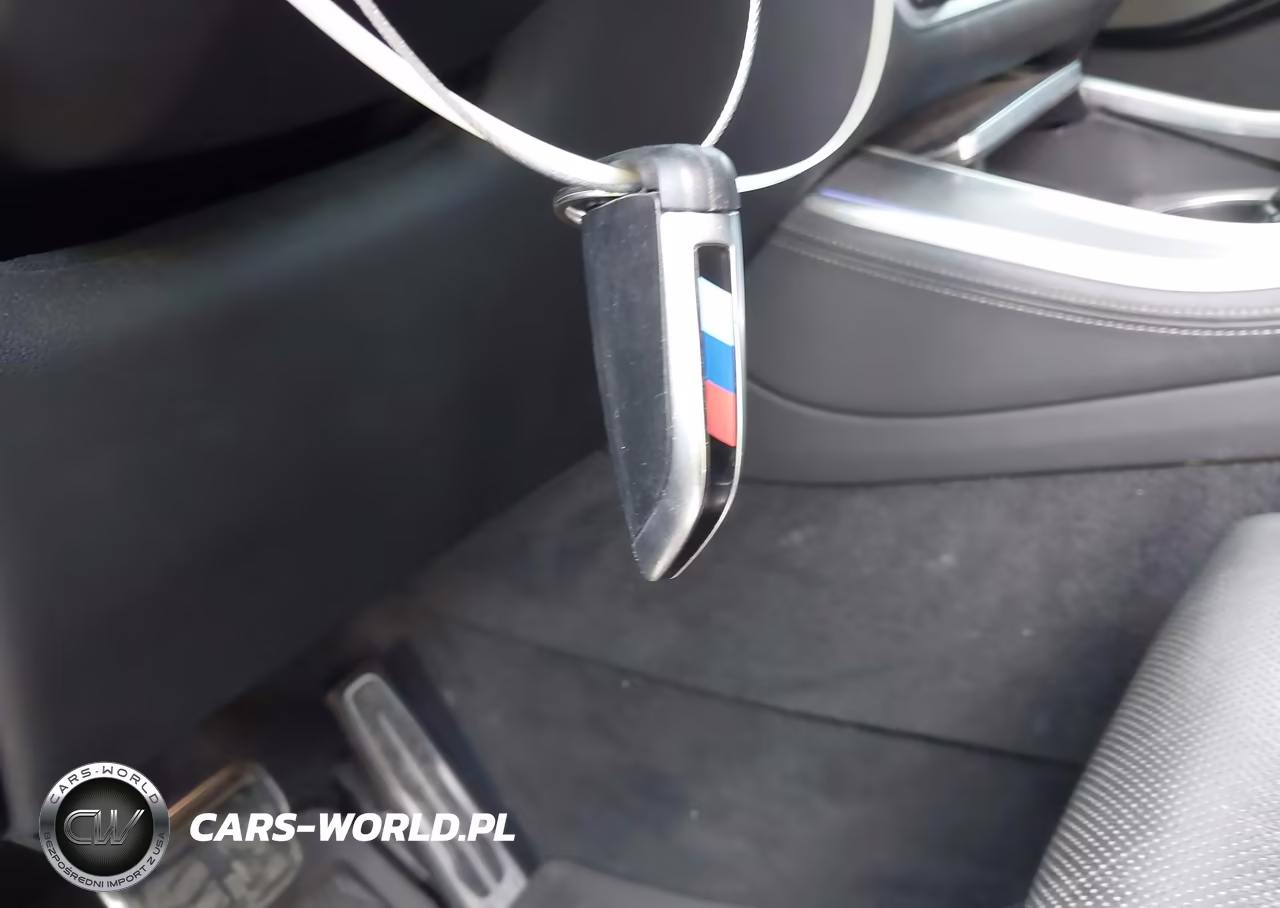 2019 BMW X5 xDrive50I VIN:5UXJU2C56KLN67700 - 11