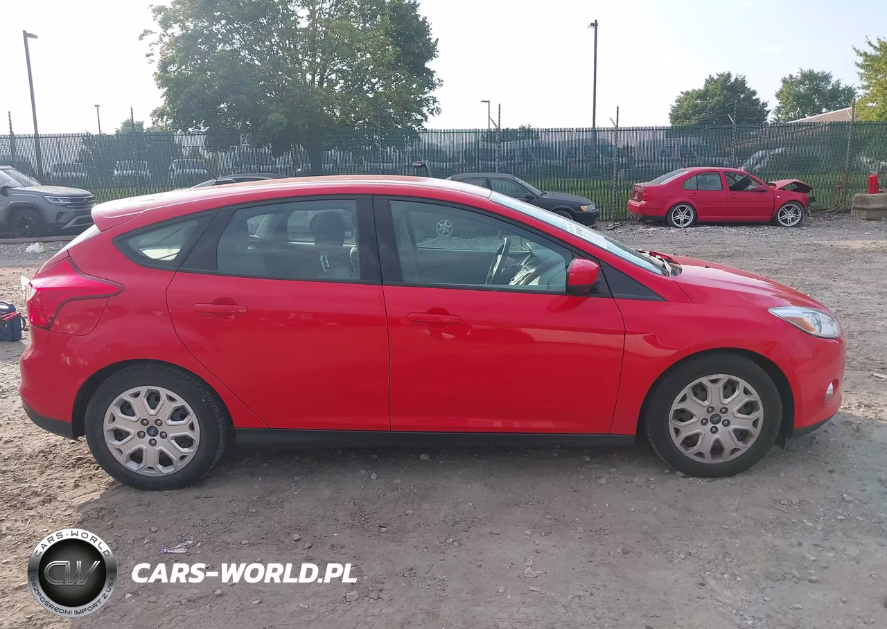 2012 Ford Focus Se VIN:1FAHP3K21CL289008 - 13