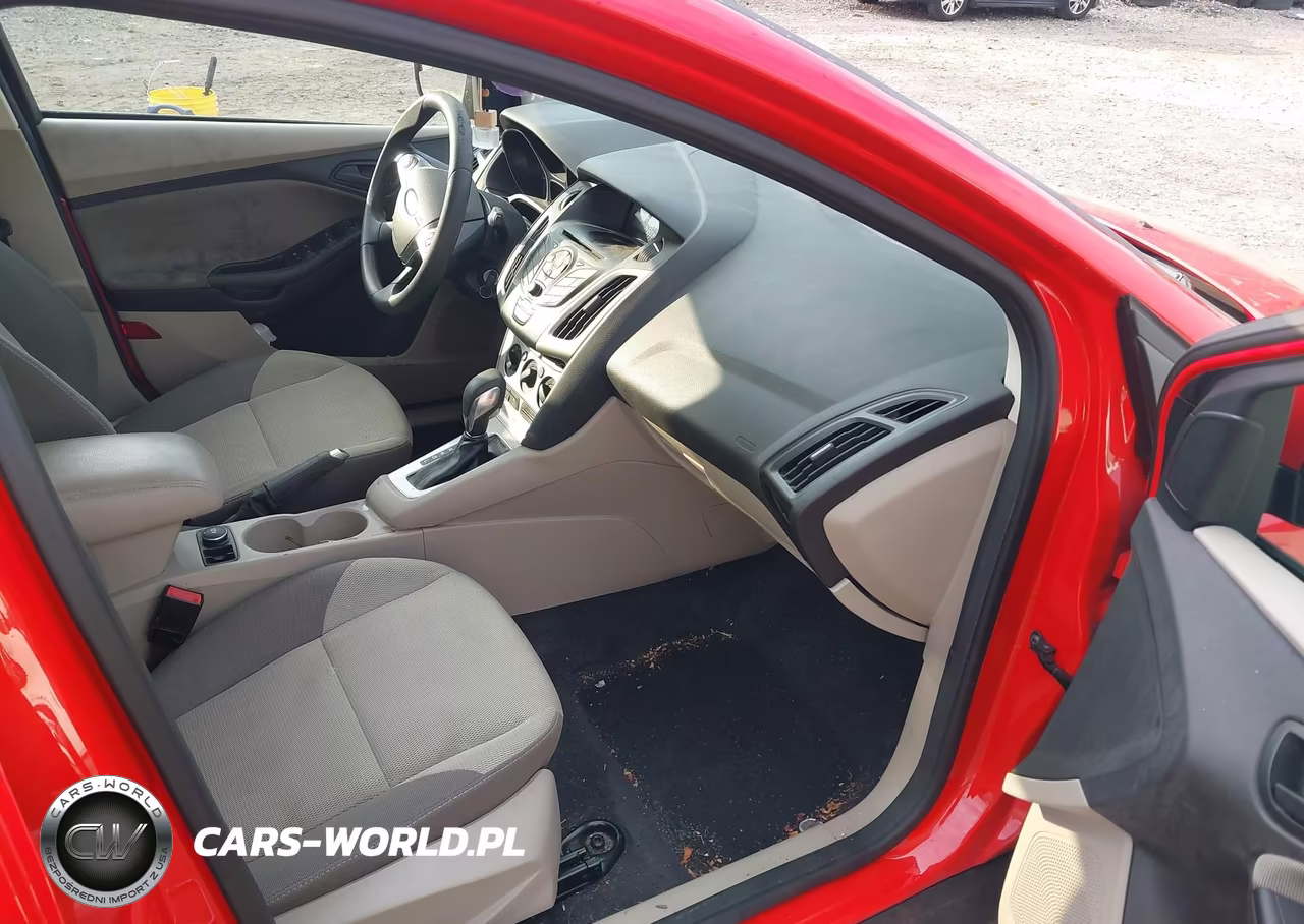 2012 Ford Focus Se VIN:1FAHP3K21CL289008 - 5