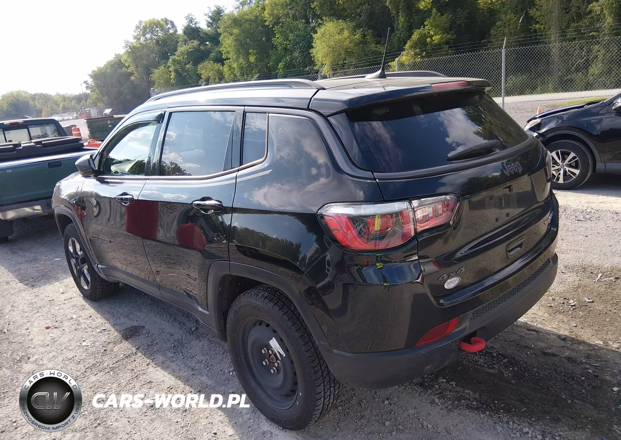 2017 Jeep New Compass Trailhawk 4X4 VIN:3C4NJDDB0HT656607 - 3