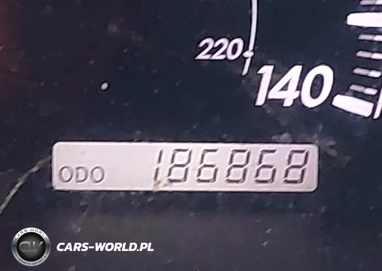 2005 Toyota Camry Le VIN:4T1BE32K35U392803 - 15