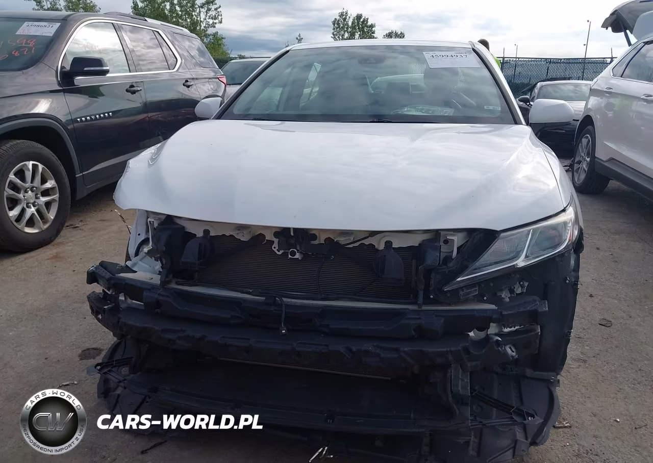 2020 Toyota Camry Se VIN:4T1G11AK1LU334046 - 13