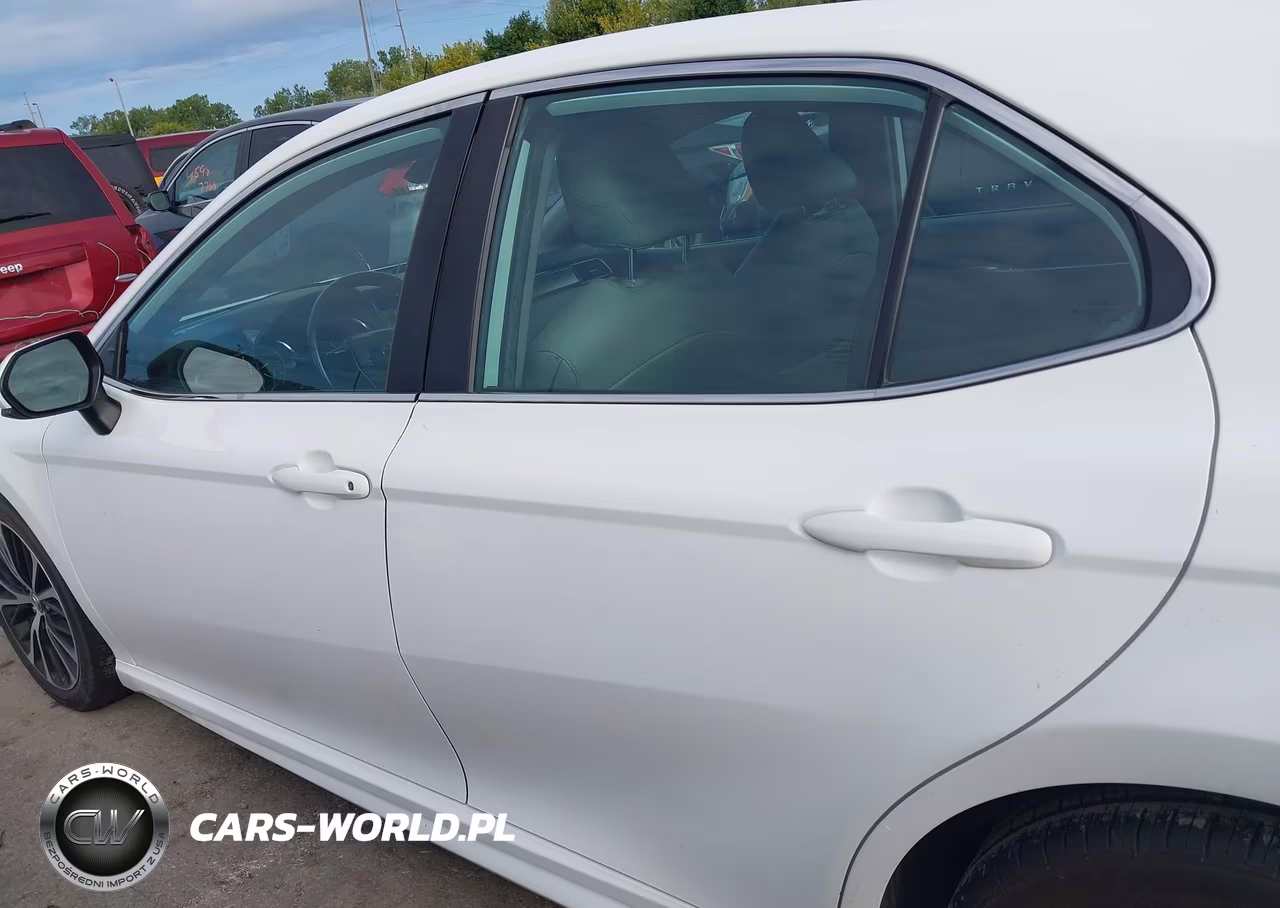 2020 Toyota Camry Se VIN:4T1G11AK1LU334046 - 15