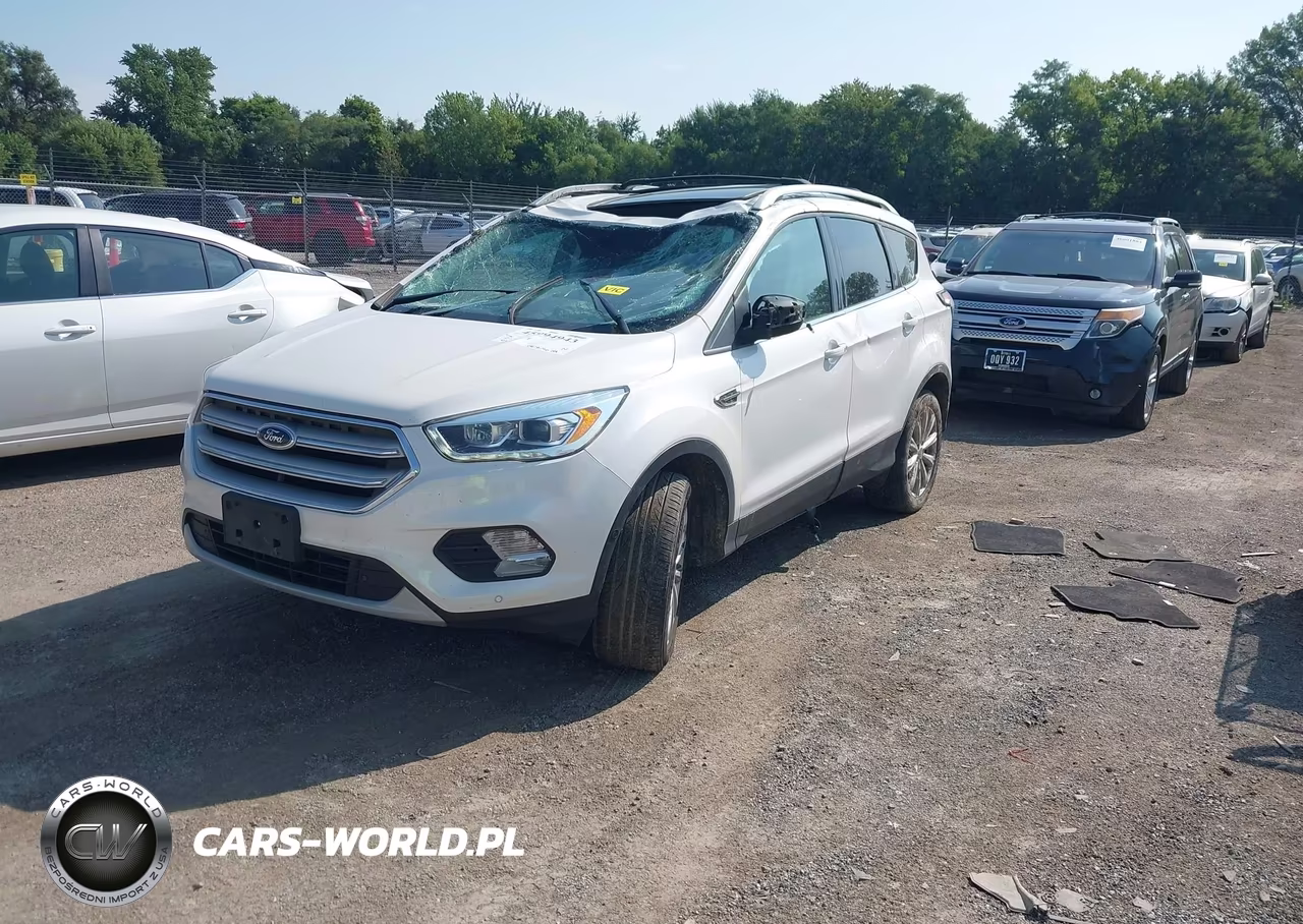 2018 Ford Escape Titanium VIN:1FMCU9J99JUC62138 - 2