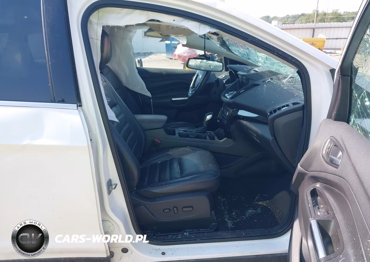 2018 Ford Escape Titanium VIN:1FMCU9J99JUC62138 - 5