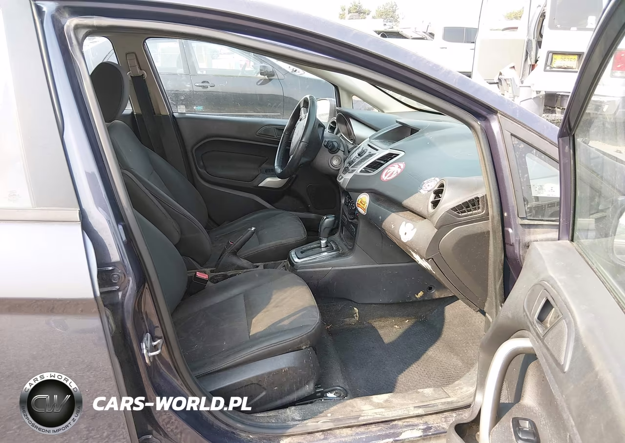 2013 Ford Fiesta Se VIN:3FADP4EJ5DM195639 - 5