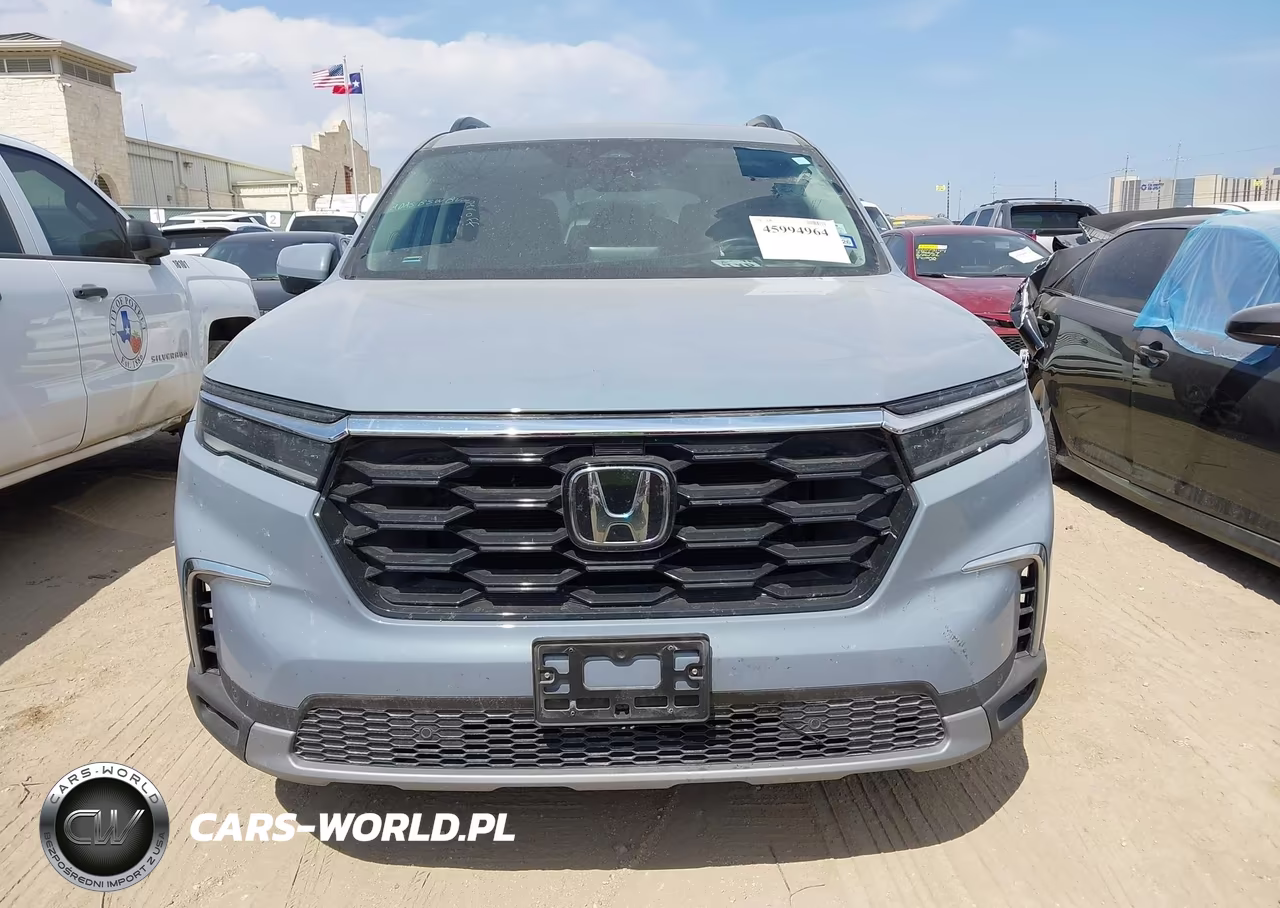 2024 Honda Pilot Touring VIN:5FNYG2H70RB007590 - 13