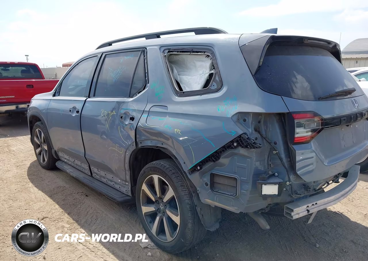 2024 Honda Pilot Touring VIN:5FNYG2H70RB007590 - 3