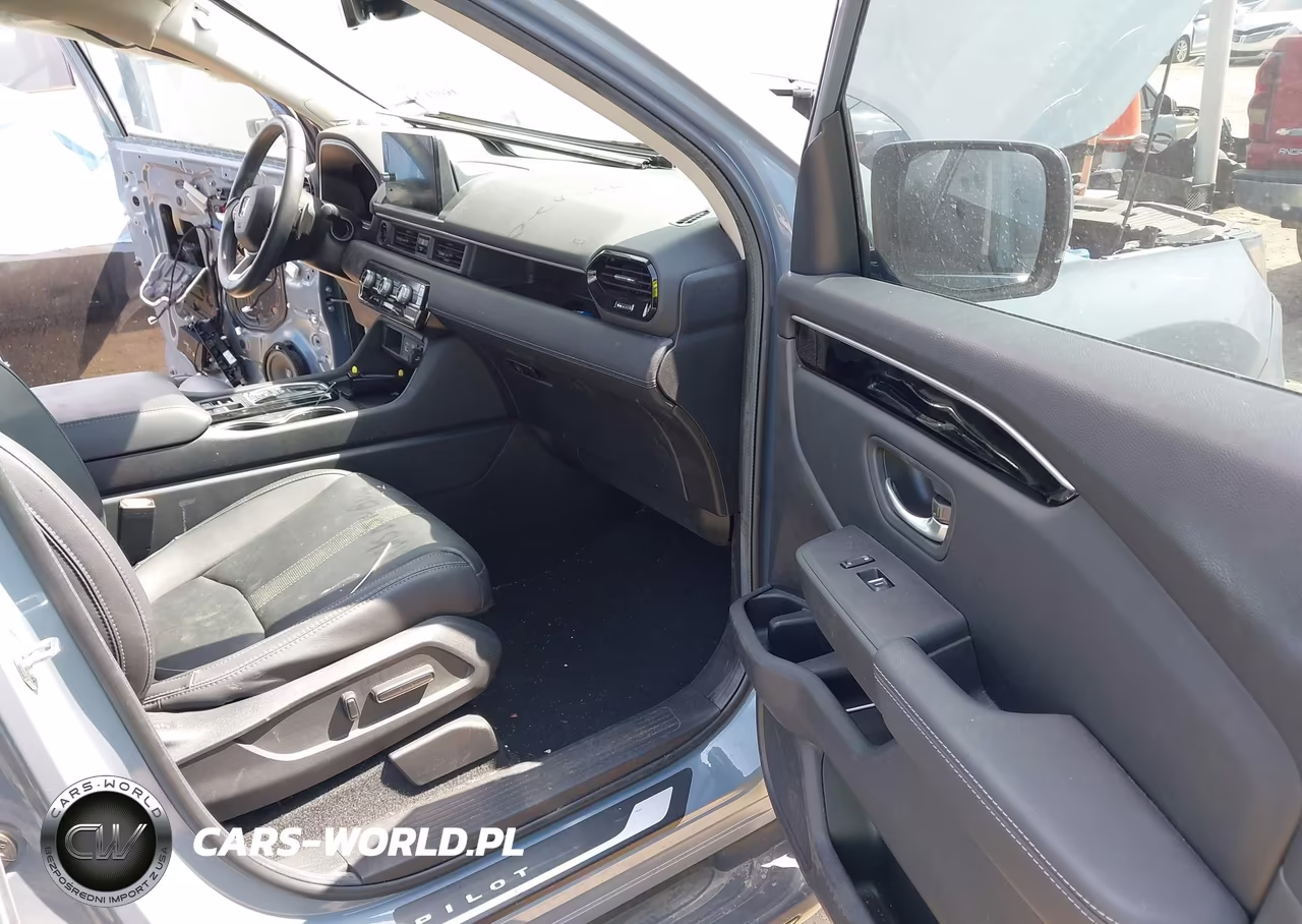 2024 Honda Pilot Touring VIN:5FNYG2H70RB007590 - 5