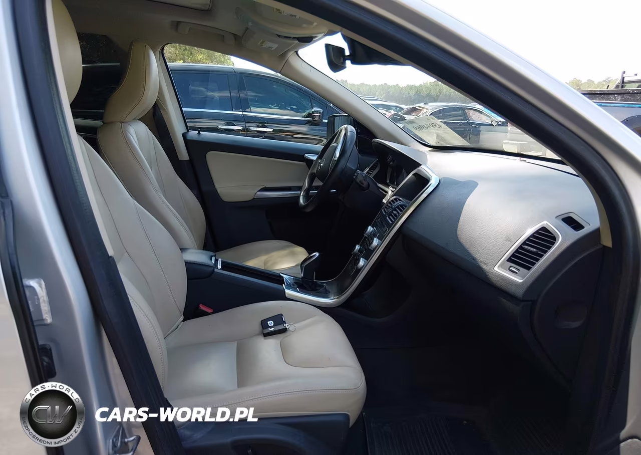2016 Volvo Xc60 T6 Drive-E VIN:YV449MRK0G2884018 - 5
